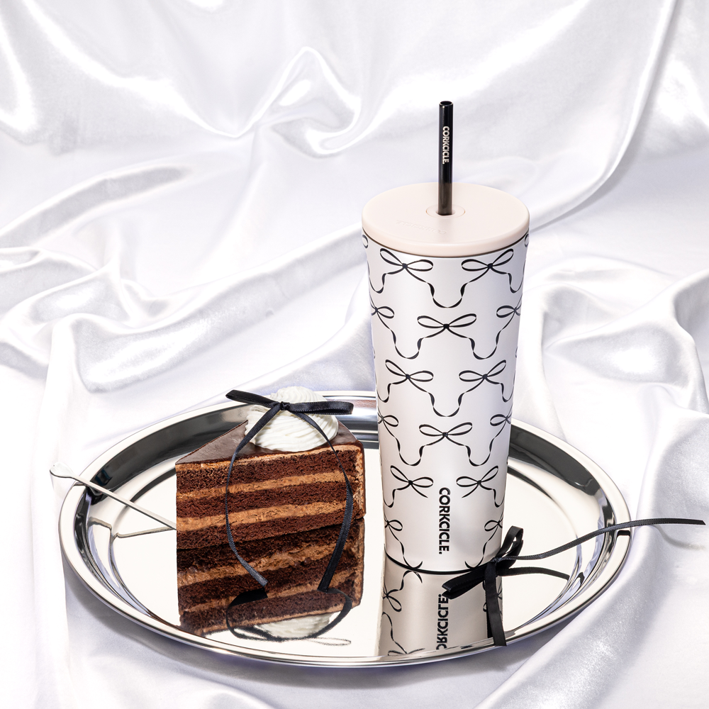 cold-cup-y3 2a98a7269432--2224PBBC-lifestyle.png
