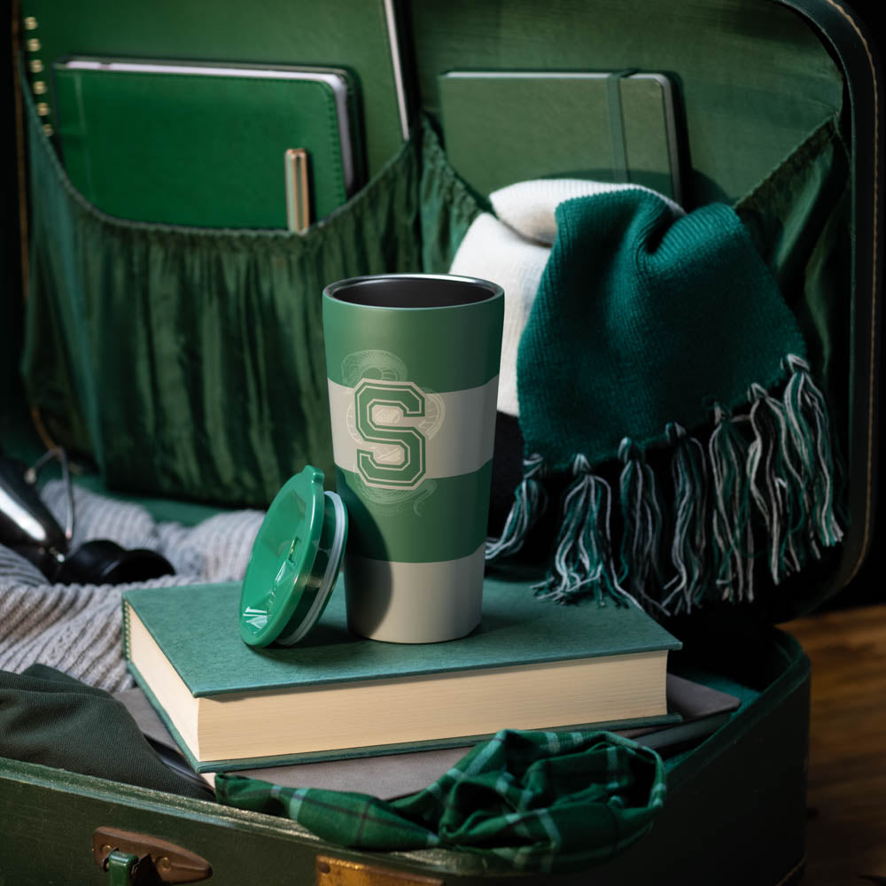harry-potter-tumbler-b0 84ce9e4c9c5c--HarryPotter-Slytherin-4.jpg