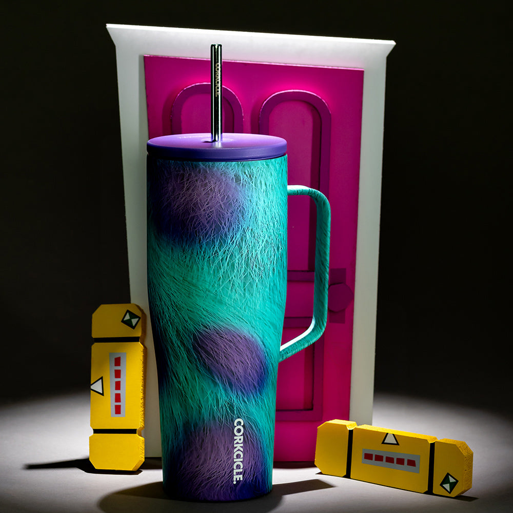 disney-pixar-cold-cup-xl-y7 MonstersInc-Lifestyle-PDP2.jpg